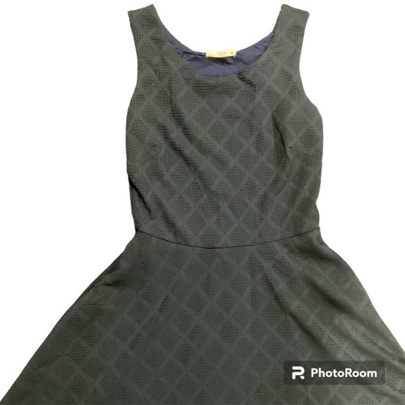 Le Lis Navy A-Line Textured Dress- Medium - Picture 2 of 4